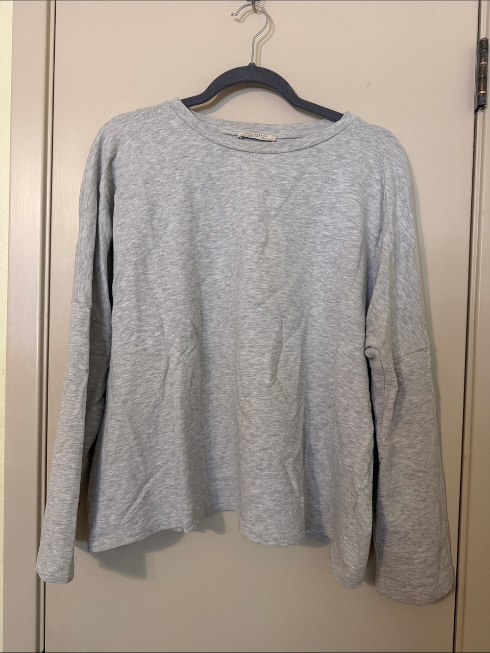 Zara Light Gray Crewneck Sweatshirt